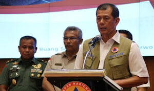 Masyarakat Harus Siap Hidup Berdamai Dengan Covid19