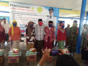 Kepala Desa Pangereman Ketapang Sampang Salurkan BPNT – Perluasan Pada 204 Warga Kurang Mampu