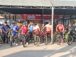 Gowes Bareng Semarak HUT RI ke-81 di Geger, Camat Arosbaya dan Sepulu Turut Ramaikan