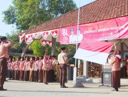 Kwarran Pramuka Geger Menggelar Upacara Dalam Rangka Memperingati Hari Pramuka Ke-65