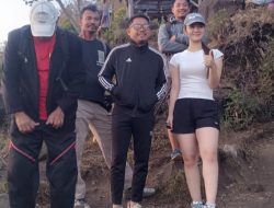 Pendaki Arosbaya Nikmati Puthuk Siwur 1.429 MDPL, Bilal Kurniawan Ajak Pengunjung Jaga Kebersihan dan Kelestarian Alam